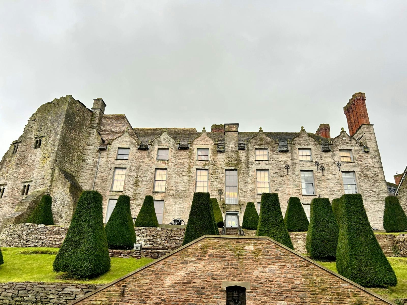 Wandering around the castle in Hay-on-Wye